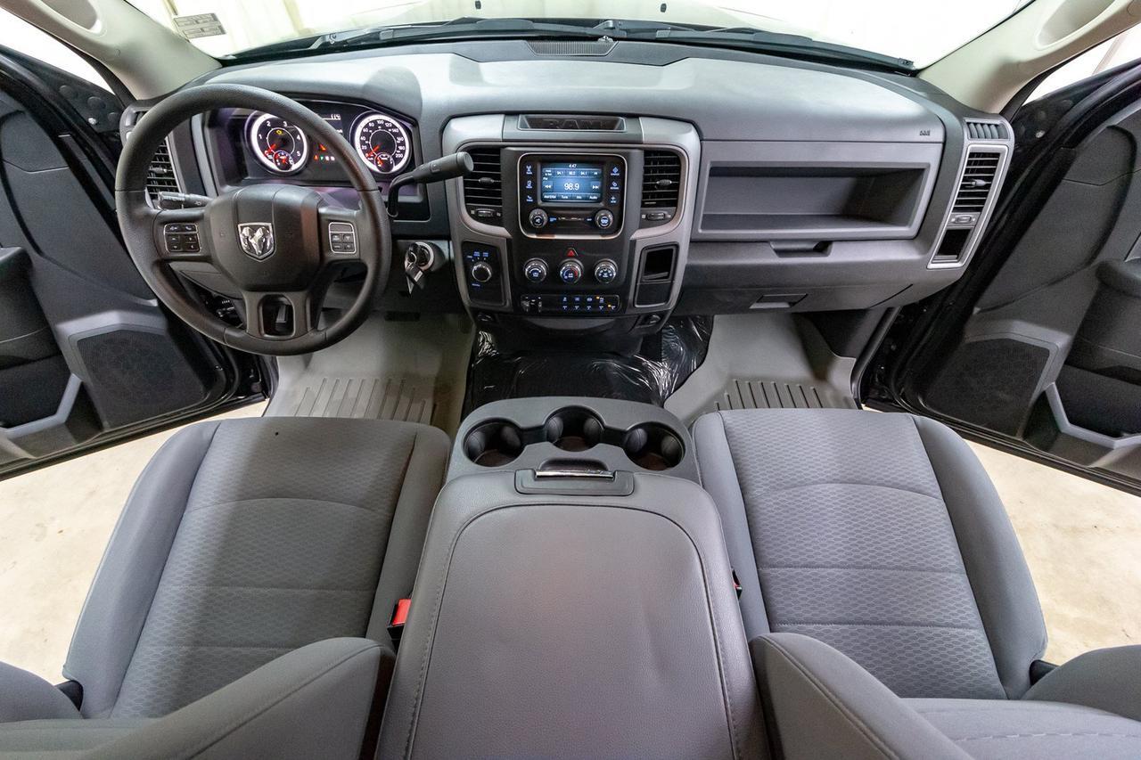 2016 Ram 3500 4x4 Crew Cab SXT Longbox Diesel Red Deer AB