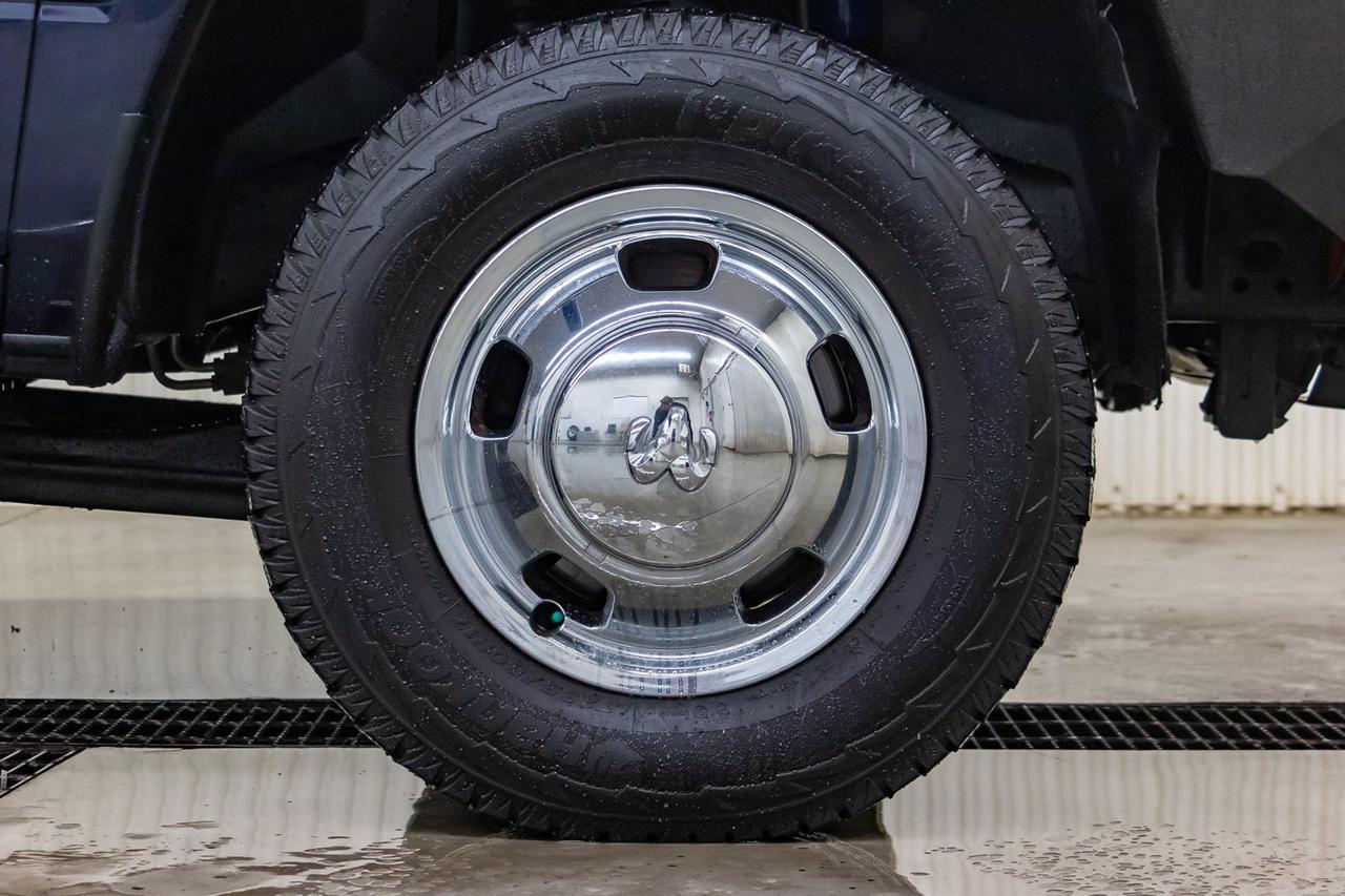 2016 Ram 3500 4x4 Reg Cab SLT Dually Diesel Red Deer AB