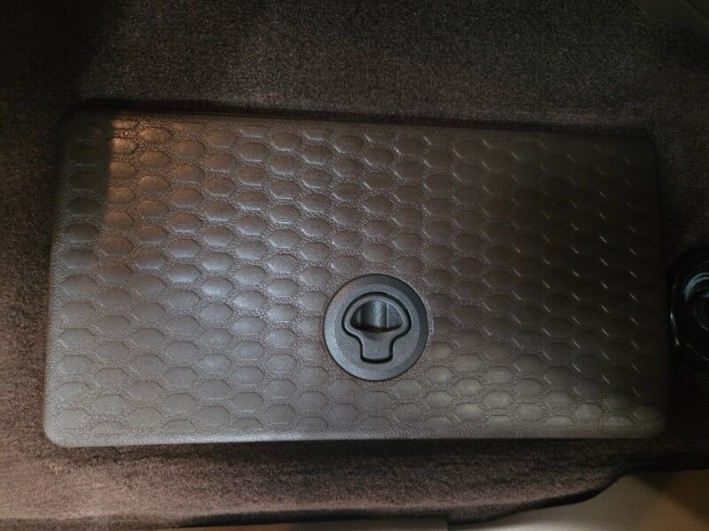 2016 Ram 3500 Big Horn Dually 4WD 6.7L Diesel Backup Camera Gooseneck Rear Air Bags FREE WARRANTY Arlington TX