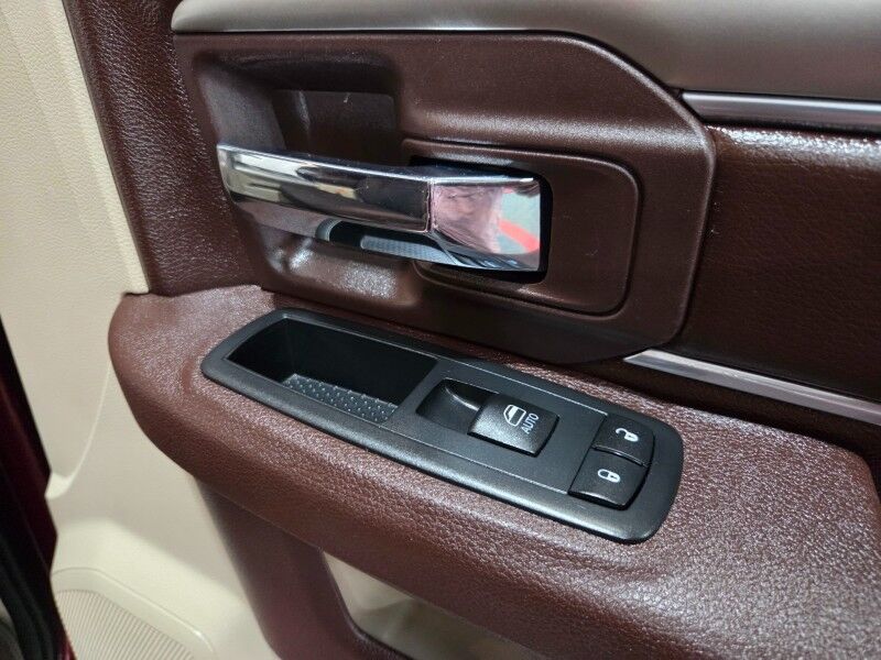 2016 Ram 3500 Big Horn Dually 4WD 6.7L Diesel Backup Camera Gooseneck Rear Air Bags FREE WARRANTY Arlington TX