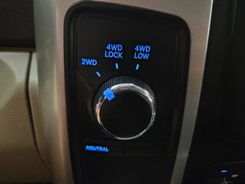 2016 Ram 3500 Big Horn Dually 4WD 6.7L Diesel Backup Camera Gooseneck Rear Air Bags FREE WARRANTY Arlington TX