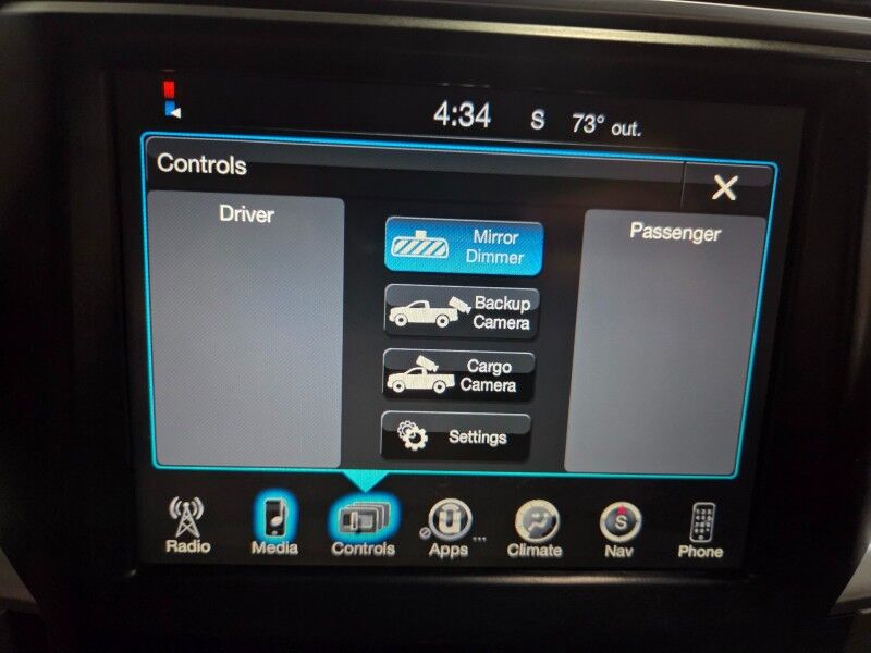 2016 Ram 3500 Big Horn Dually 4WD 6.7L Diesel Backup Camera Gooseneck Rear Air Bags FREE WARRANTY Arlington TX