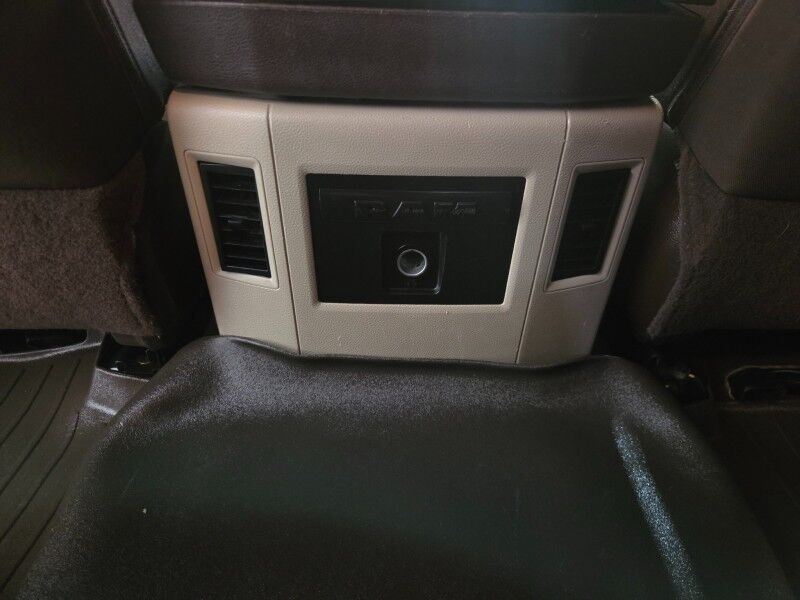 2016 Ram 3500 Big Horn Dually 4WD 6.7L Diesel Backup Camera Gooseneck Rear Air Bags FREE WARRANTY Arlington TX