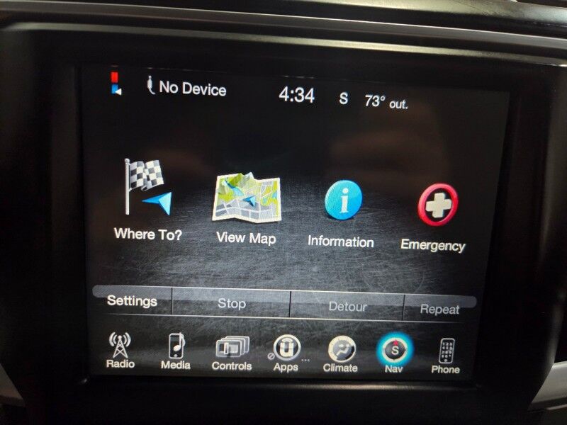 2016 Ram 3500 Big Horn Dually 4WD 6.7L Diesel Backup Camera Gooseneck Rear Air Bags FREE WARRANTY Arlington TX