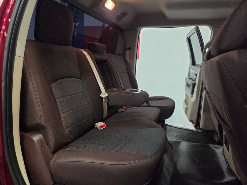 2016 Ram 3500 Big Horn Dually 4WD 6.7L Diesel Backup Camera Gooseneck Rear Air Bags FREE WARRANTY Arlington TX