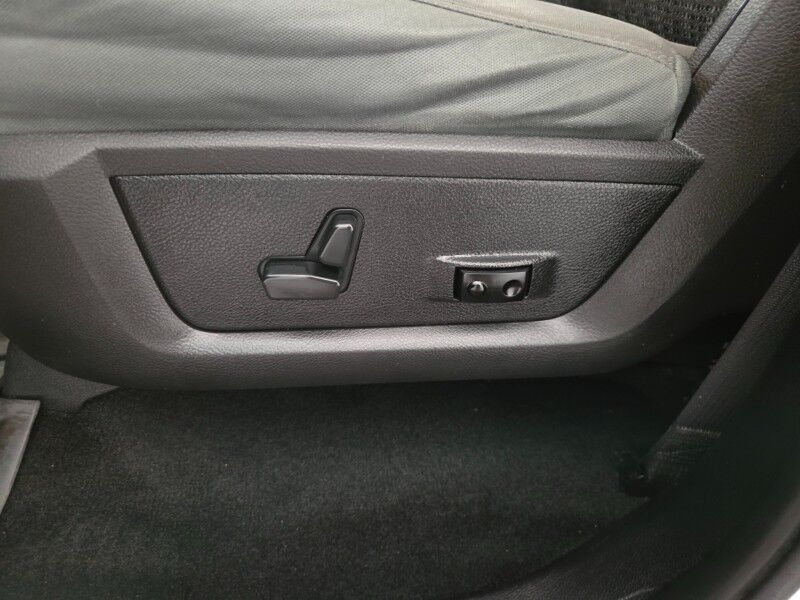 2016 Ram 3500 Big Horn Long Bed 6.7L Diesel GPS Nav Camera FREE WARRANTY Call (682)587-6288 Arlington TX