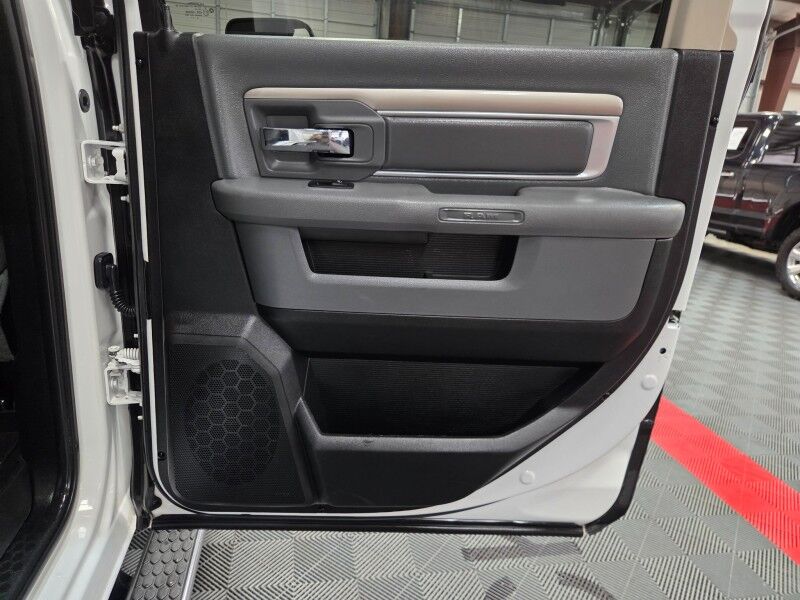 2016 Ram 3500 Big Horn Long Bed 6.7L Diesel Arlington TX