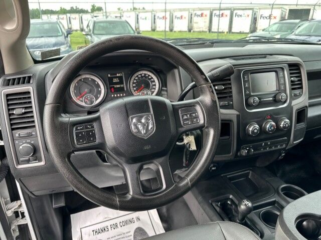 2016 Ram 3500 DRW Tradesman 4x4 Stake Body w/ Liftgate Ashland VA