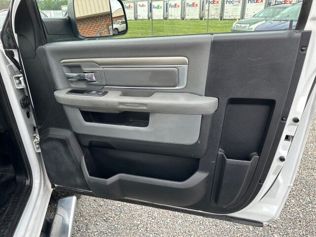 2016 Ram 3500 DRW Tradesman 4x4 Stake Body w/ Liftgate Ashland VA