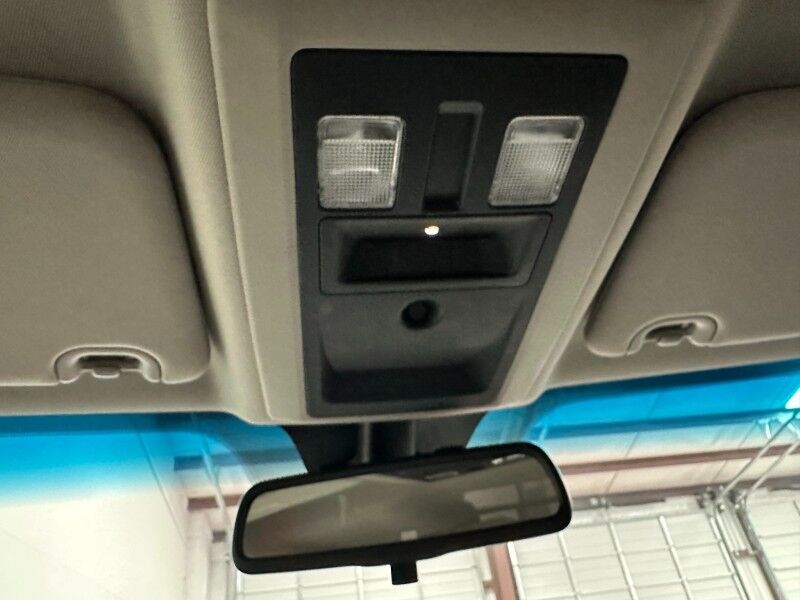 2016 Ram 3500 Flatbed 4WD Dually 6.7L Diesel AISIN Transmission FREE WARRANTY Call (682)587-6288 Arlington TX