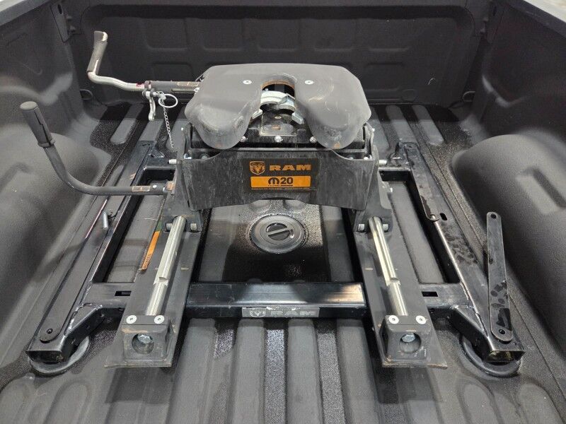 2016 Ram 3500 L:aramie 6.7L Diesel AISIN Transmission GPS Camera Michelin FREE WARRANTYTires Arlington TX