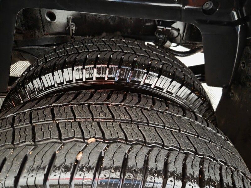 2016 Ram 3500 L:aramie 6.7L Diesel AISIN Transmission GPS Camera Michelin FREE WARRANTYTires Arlington TX