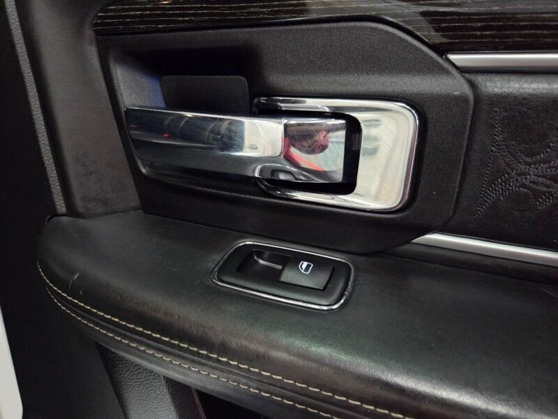 2016 Ram 3500 Limited Lifted Mega Cab 6.7L Diesel AISIN Camper Warn Winch FREE WARRANTY Arlington TX