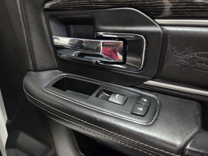 2016 Ram 3500 Limited Lifted Mega Cab 6.7L Diesel AISIN Camper Warn Winch FREE WARRANTY Arlington TX