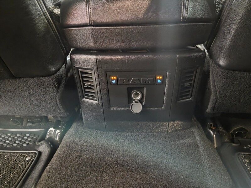 2016 Ram 3500 Limited Lifted Mega Cab 6.7L Diesel AISIN Camper Warn Winch FREE WARRANTY Arlington TX