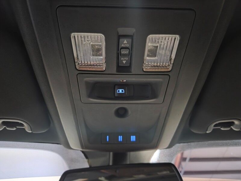 2016 Ram 3500 Limited Lifted Mega Cab 6.7L Diesel AISIN Camper Warn Winch FREE WARRANTY Arlington TX