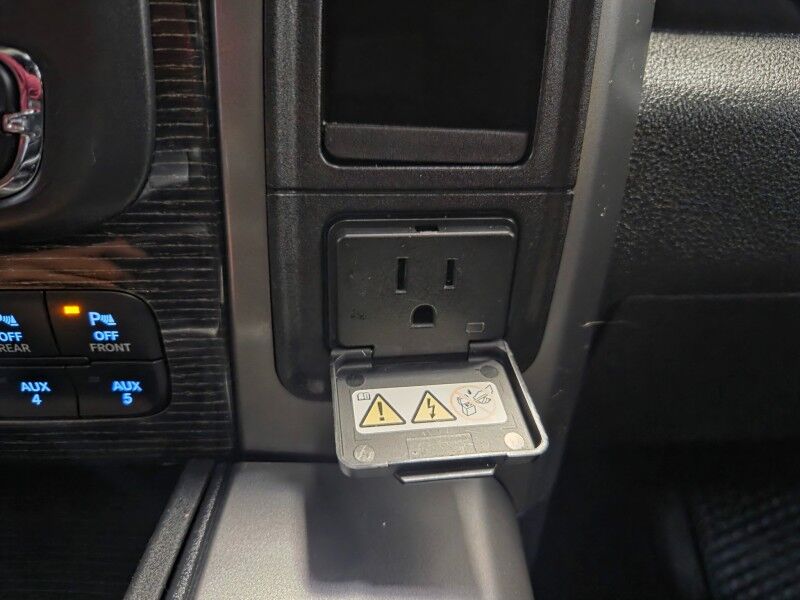 2016 Ram 3500 Limited Lifted Mega Cab 6.7L Diesel AISIN Camper Warn Winch FREE WARRANTY Arlington TX