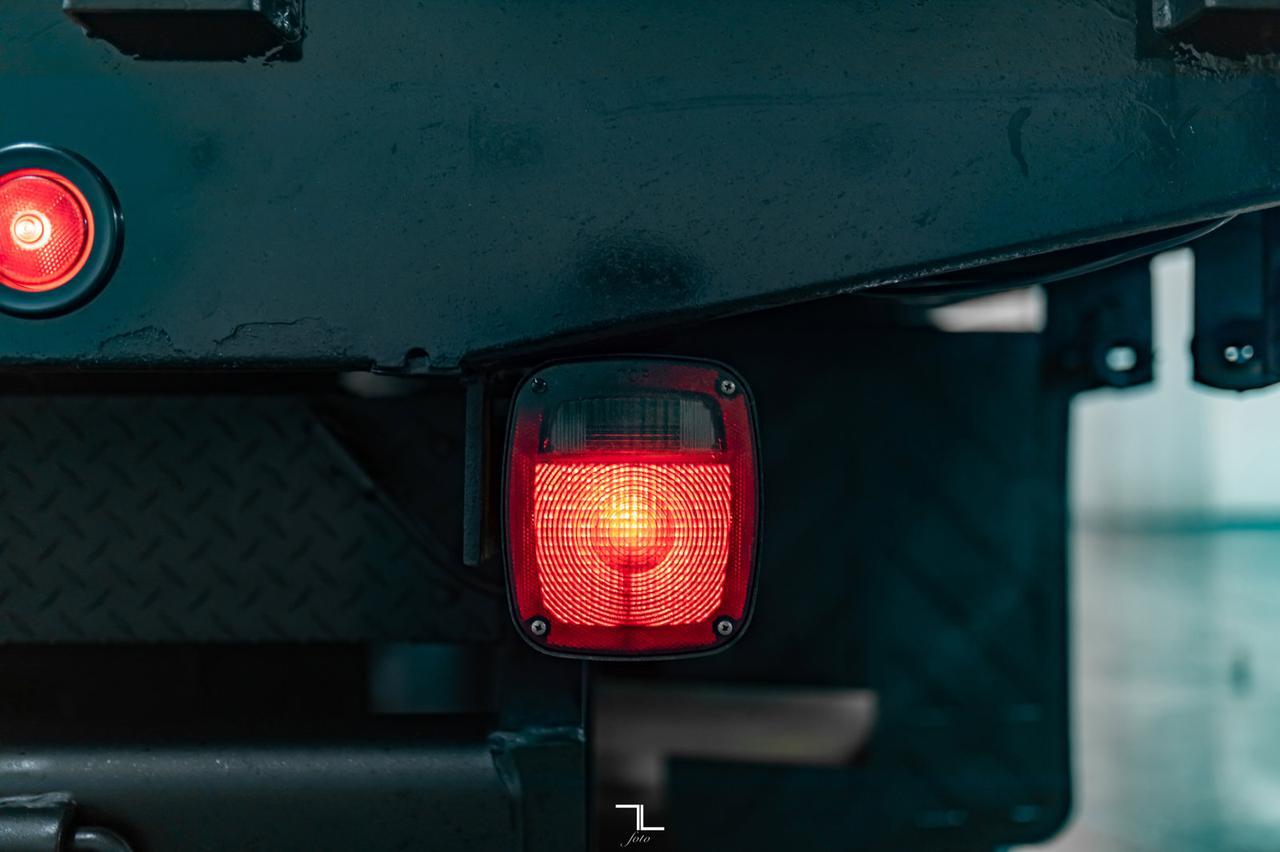 2016 Ram 5500 4x4 Crew Cab ST Dually Deck HEMI Red Deer AB