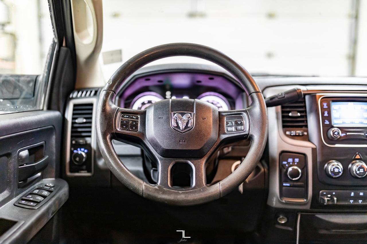 2016 Ram 5500 4x4 Crew Cab ST Dually Deck HEMI Red Deer AB