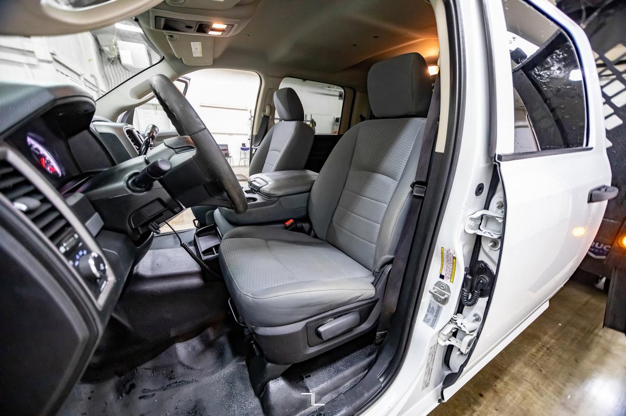 2016 Ram 5500 4x4 Crew Cab ST Dually Deck HEMI Red Deer AB