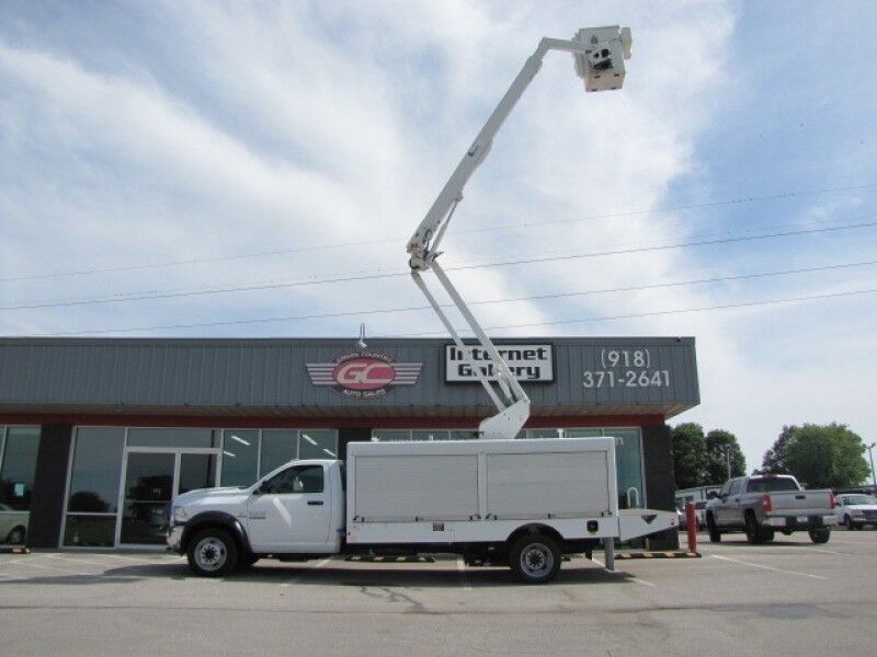 2016 Ram 5500 Diesel Bucket Truck Tradesman Collinsville OK