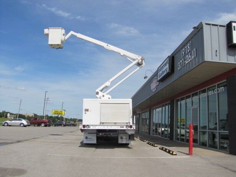2016 Ram 5500 Diesel Bucket Truck Tradesman Collinsville OK