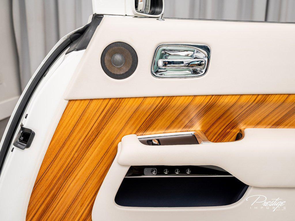 2016 Rolls-Royce Dawn . North Miami Beach FL