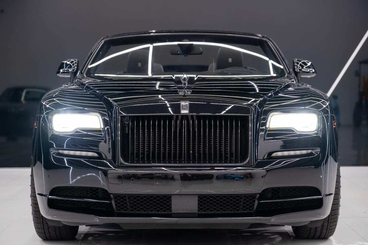 2016 Rolls-Royce Dawn Base