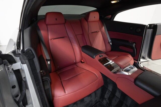 2016 Rolls-Royce Wraith *STARLIGHT HEADLINER* *BESPOKE AUDIO* *ONLY 16,000 MILES* *SILVER ON RED* San Diego CA