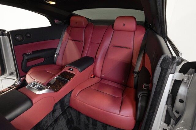 2016 Rolls-Royce Wraith *STARLIGHT HEADLINER* *BESPOKE AUDIO* *ONLY 16,000 MILES* *SILVER ON RED* San Diego CA