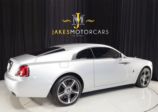 2016 Rolls-Royce Wraith *STARLIGHT HEADLINER* *BESPOKE AUDIO* *ONLY 16,000 MILES* *SILVER ON RED* San Diego CA