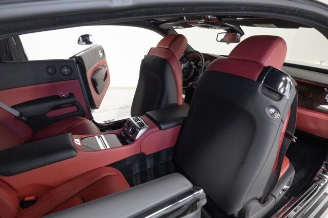 2016 Rolls-Royce Wraith *STARLIGHT HEADLINER* *BESPOKE AUDIO* *ONLY 16,000 MILES* *SILVER ON RED* San Diego CA