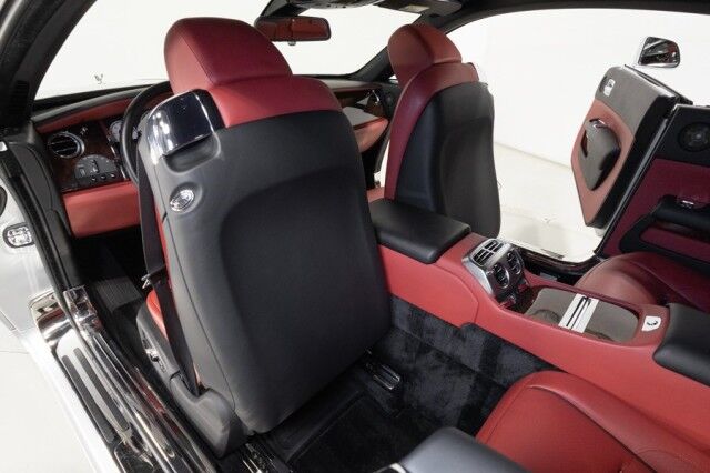 2016 Rolls-Royce Wraith *STARLIGHT HEADLINER* *BESPOKE AUDIO* *ONLY 16,000 MILES* *SILVER ON RED* San Diego CA