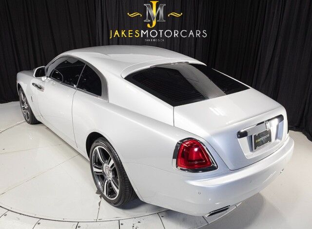 2016 Rolls-Royce Wraith *STARLIGHT HEADLINER* *BESPOKE AUDIO* *ONLY 16,000 MILES* *SILVER ON RED* San Diego CA