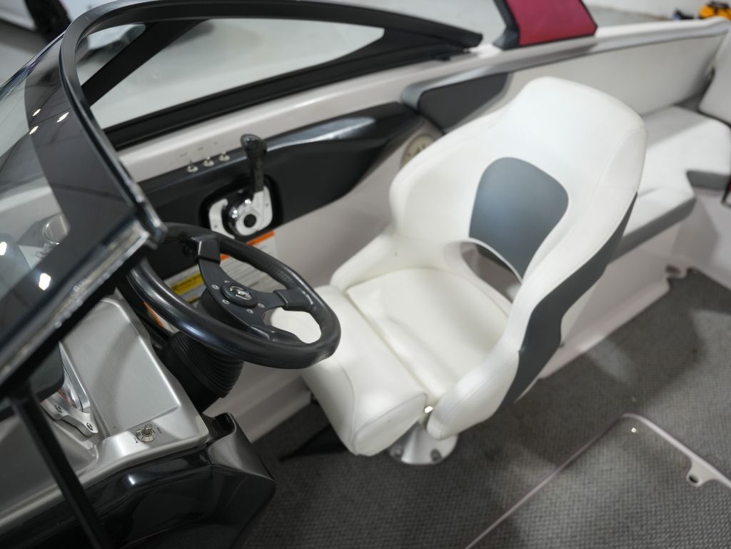 2016 Scarab 215 Jet Boat Tigard OR