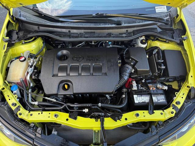 2016 Scion iM photo 16