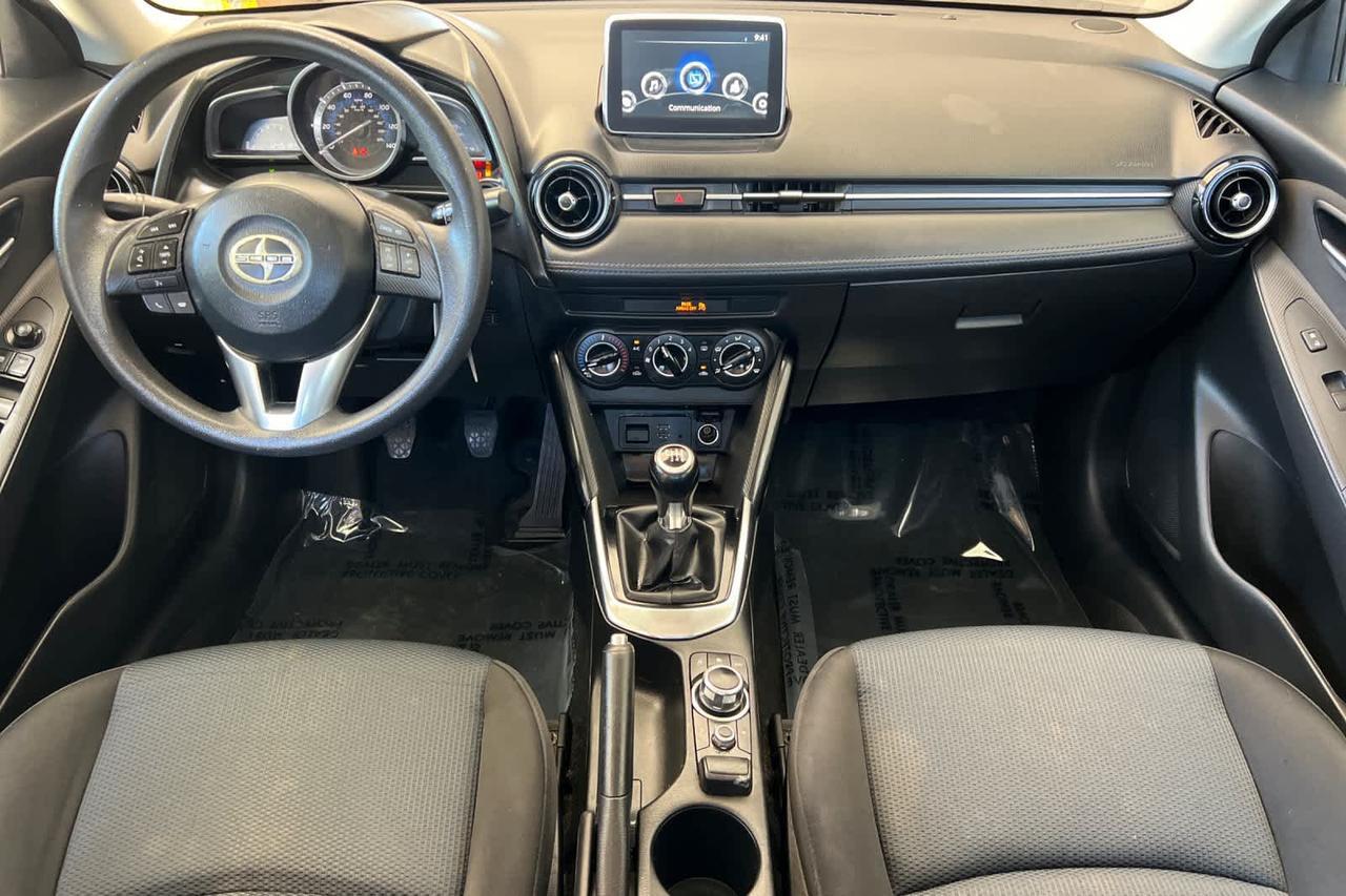 2016 Scion iA