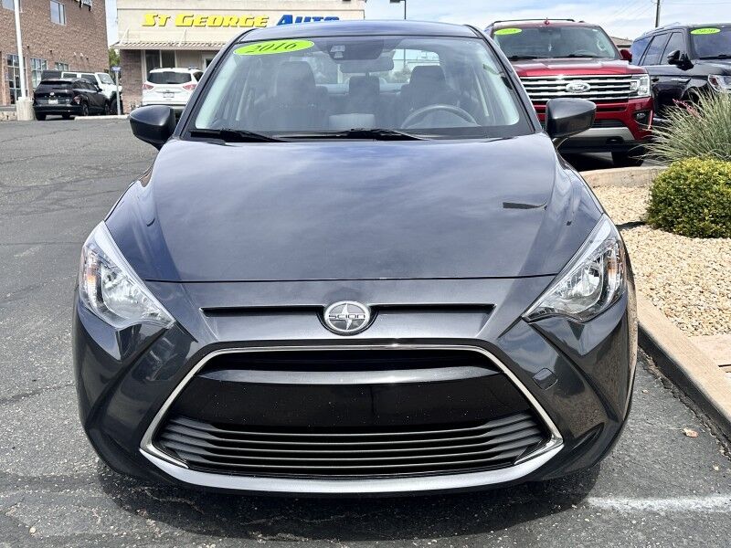 2016 Scion iA photo 8