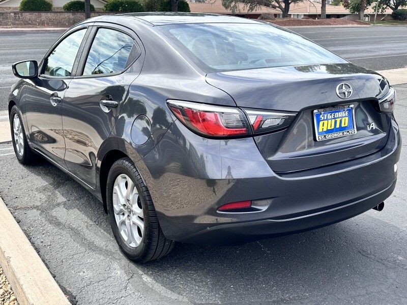 2016 Scion iA photo 5