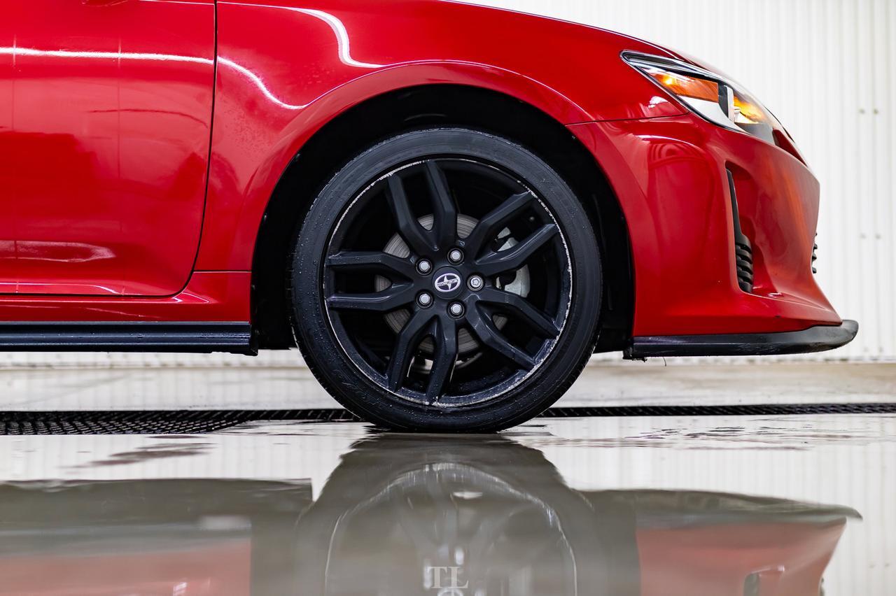 2016 Scion tC Nav Roof BCam Red Deer AB