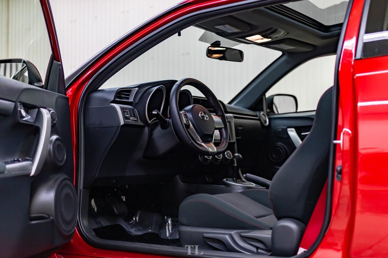 2016 Scion tC Nav Roof BCam Red Deer AB