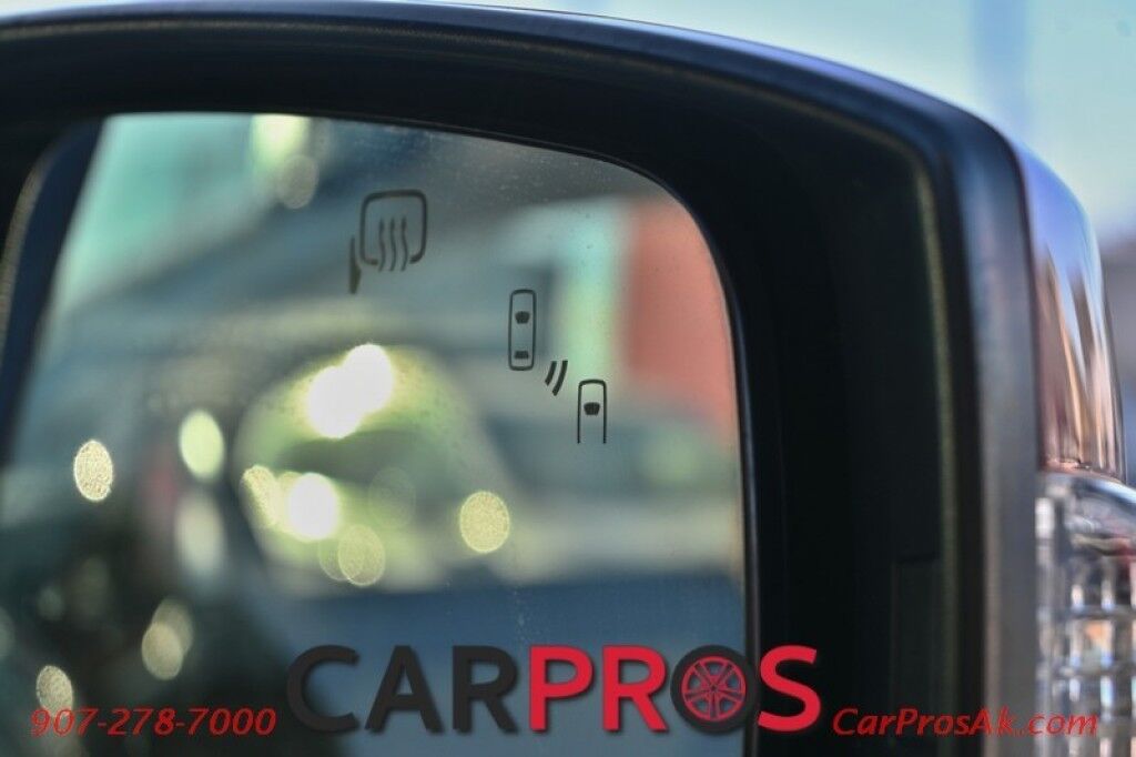 2016 Subaru Crosstrek Limited - AWD - Heated Leather Seats - Keyless Entry - Bluetooth - Backup Camera - Blind Sport Alert - Heated Side Mirrors - Roof Rack - Tow Package - Low Miles - 1 Owner Anchorage AK