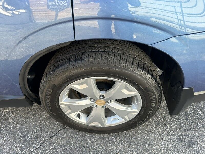 2016 Subaru Forester 2.5i Premium - 1-OWNER - GREAT SERVICE HISTORY Whitinsville MA