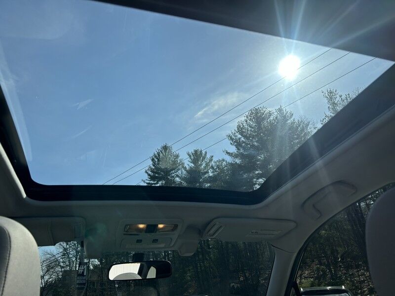 2016 Subaru Forester 2.5i Premium - 1-OWNER - GREAT SERVICE HISTORY Whitinsville MA