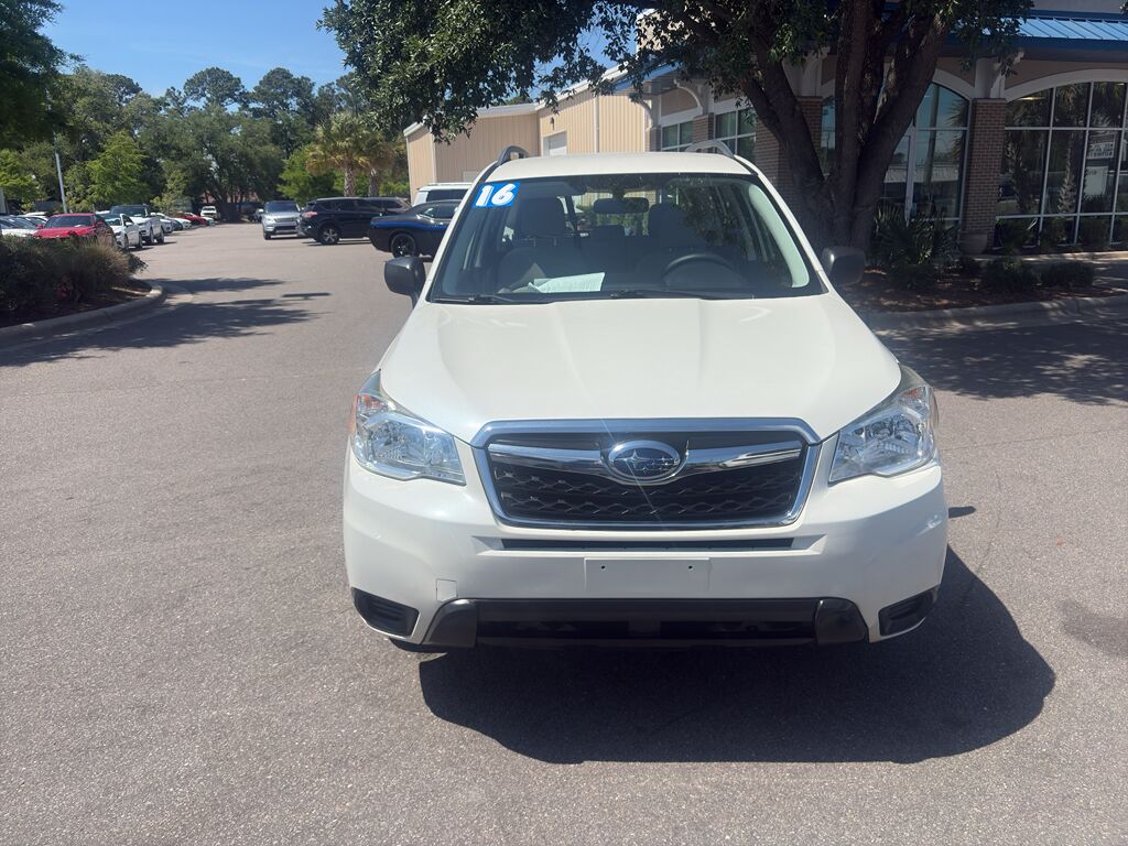 2016 Subaru Forester 2.5i