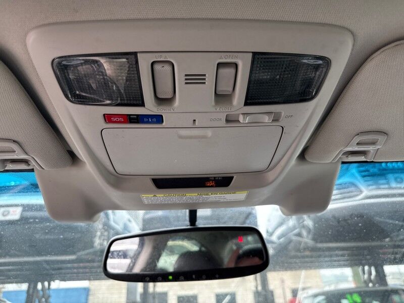 2016 Subaru Legacy 2.5i Limited AWD w/ Moonroof Package & Keyless Access & Navi & E Arlington VA