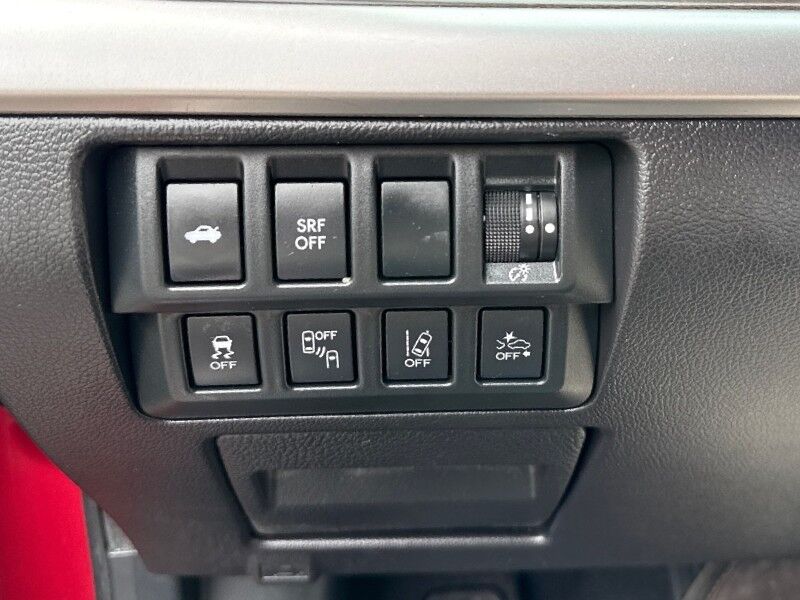 2016 Subaru Legacy 2.5i Limited AWD w/ Moonroof Package & Keyless Access & Navi & E Arlington VA