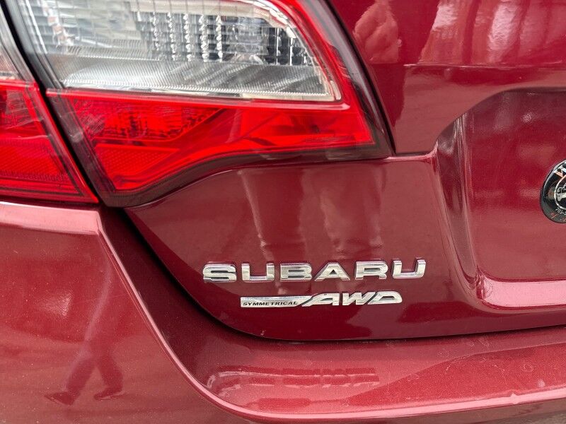 2016 Subaru Legacy 2.5i Limited AWD w/ Moonroof Package & Keyless Access & Navi & E Arlington VA