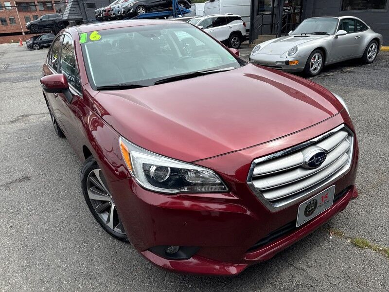2016 Subaru Legacy 2.5i Limited AWD w/ Moonroof Package & Keyless Access & Navi & Eyesight