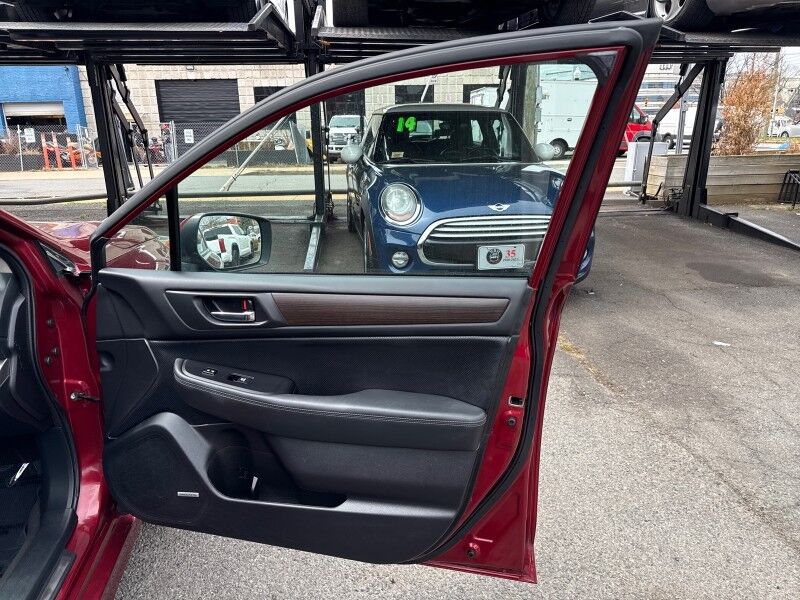 2016 Subaru Legacy 2.5i Limited AWD w/ Moonroof Package & Keyless Access & Navi & E Arlington VA